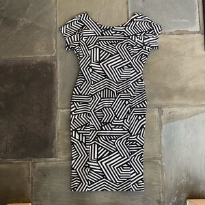 Metaphor Low Back Bodycon midi black and white pattern dress size L